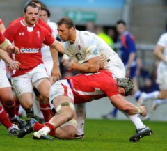 ... and finally knocking down English captain Chris Robshaw. 