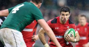 Mike Phillips challenges the Irish defense, but he was less of a threat than he has been in the last six years and spent too much of his time disputing the referee's decisions and wasting his energy after the whistle had finished play. 